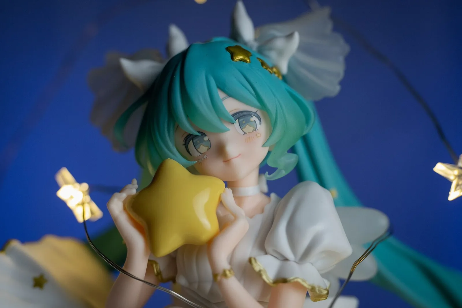 Hatsune Miku de Vocaloid - Unfold Store